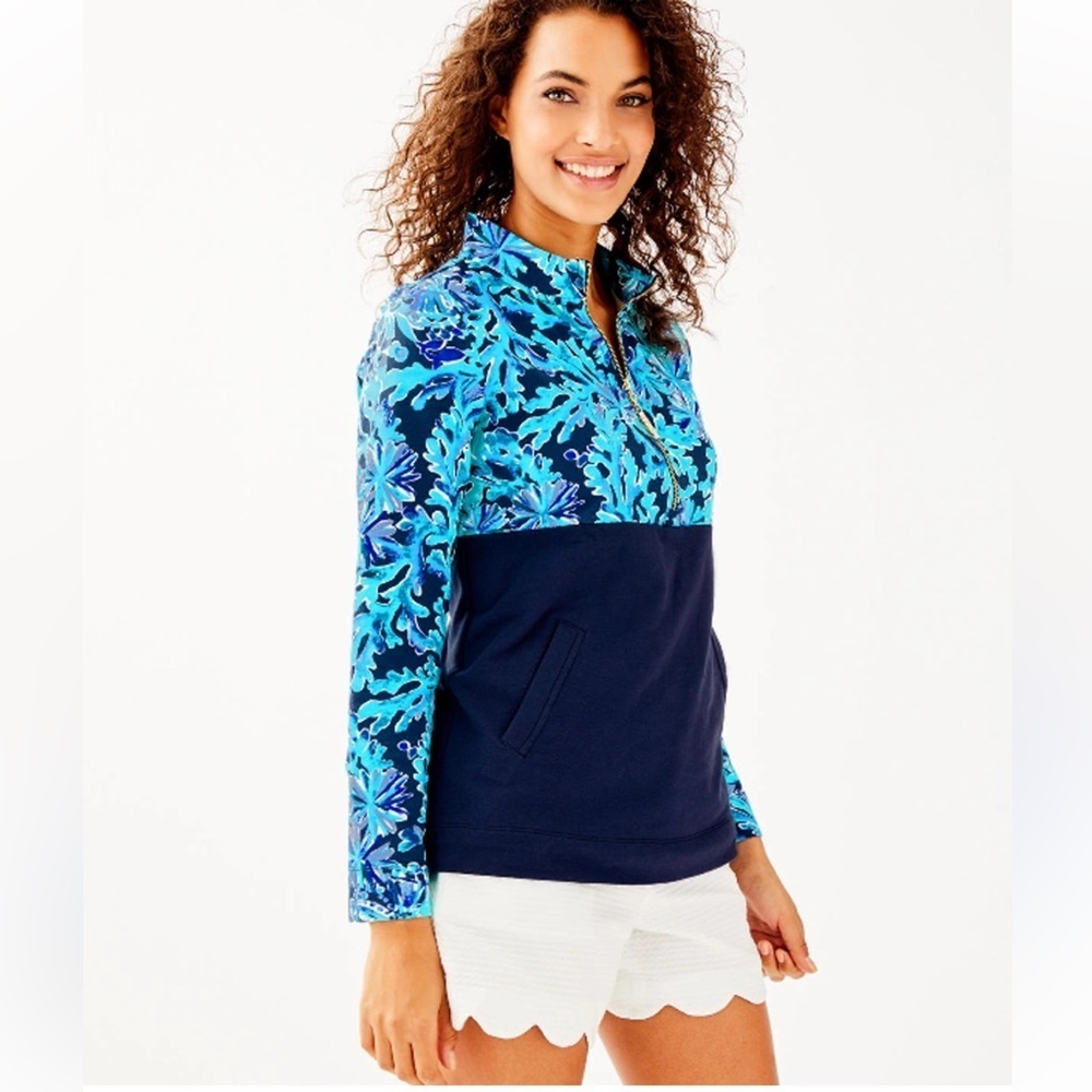 Lilly Pulitzer Asher Popover in the In Too Deep print blue navy size XS